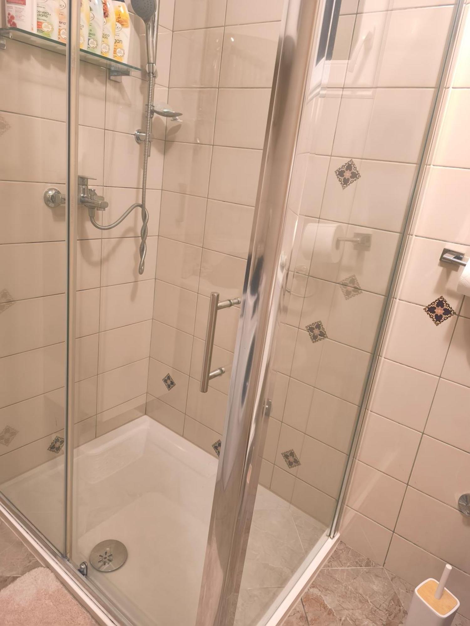 Apartman Rex Svinisce Εξωτερικό φωτογραφία
